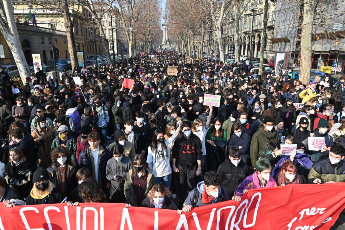 Manifestazioi studentesche a Torino